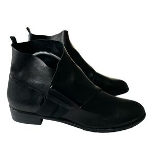 Stuart Weitzman Black Leather Ankle Boots‎ Women Size 10 Side Zip Low Heel  Chic
